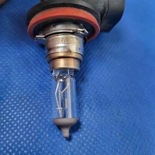 BMW 3er E90 E91 E92 E93 und Z4 E85 E86 Nebel Scheinwerfer Birne Osram H8 – Bild 3