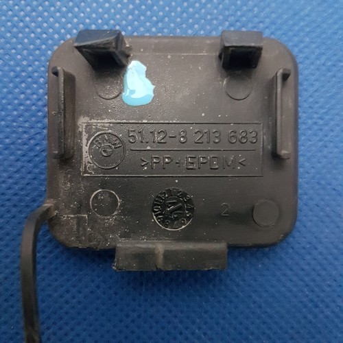 BMW E39 Blende Klappe Verkleidung Abdeckung Abschlepp Öse Haken 8213683 HINTEN – Bild 2