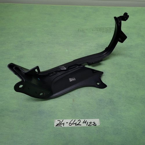 BMW Z4 E85 Rücklicht Rahmen Seitenwand Halter HINTEN RECHTS Silber Black 7025642