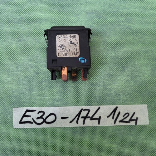 BMW E30  Schalter für Heizbare Heckscheibe 1381174 – Bild 2