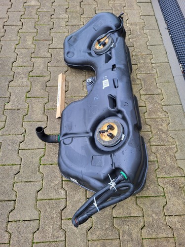 Tank BMW E90 E91 E92 E93 Diesel Kraftstoff Tank 7283802 mit Pumpe – Bild 3