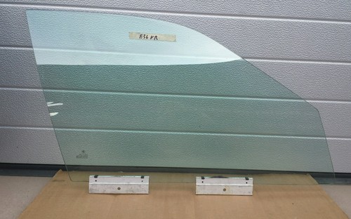BMW E36 Limo Touring Seiten  Scheibe  Fenster Glas VORNE RECHTS – Bild 1