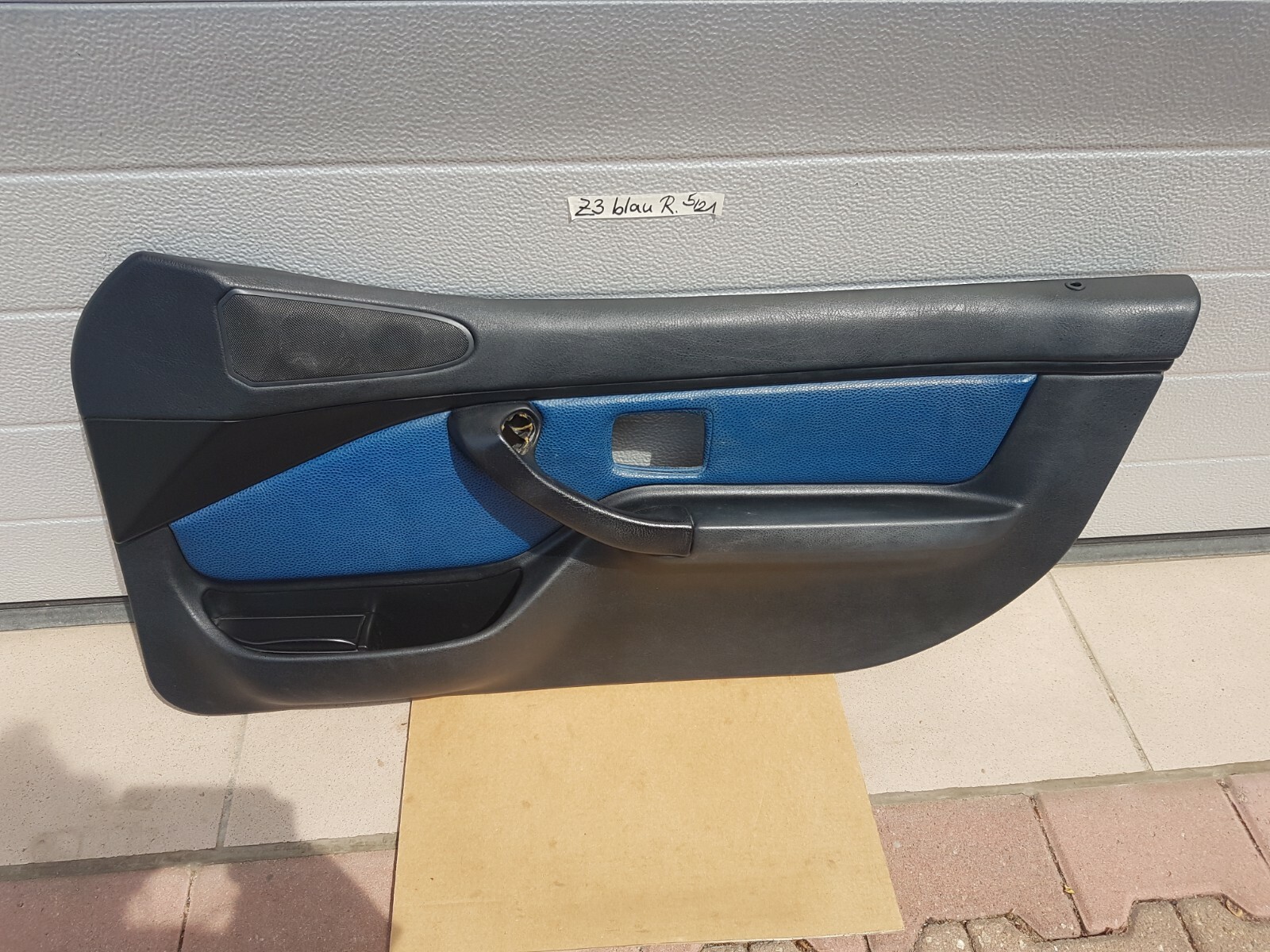 BMW Z3 Roadster Tür Verkleidung schwarz blau Türtafel Tür Pappe RECHTS + Griff – Bild 2