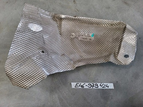 BMW E46  Hitzeblech Hitze Schutz Wärmeisolierung 8202979