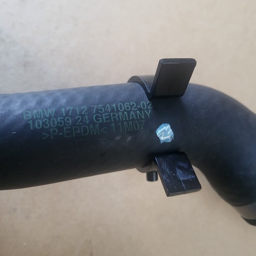 Kühlerschlauch BMW Z4 E85  Kühlmittel Kühler Schlauch 7541062  Rohr Leitung N46 – Bild 4