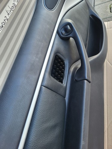 BMW Z3 Tür Verkleidung Leder Schwarz LINKS + Griff + Chrom Leiste Airbag-Klappe – Bild 6
