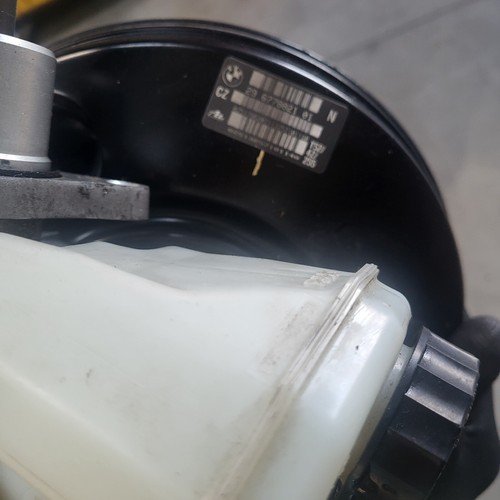 BMW Z4 E85 Behälter für Bremsflüssigkeit  Bremskraftregler Hauptbremszylinder – Bild 6