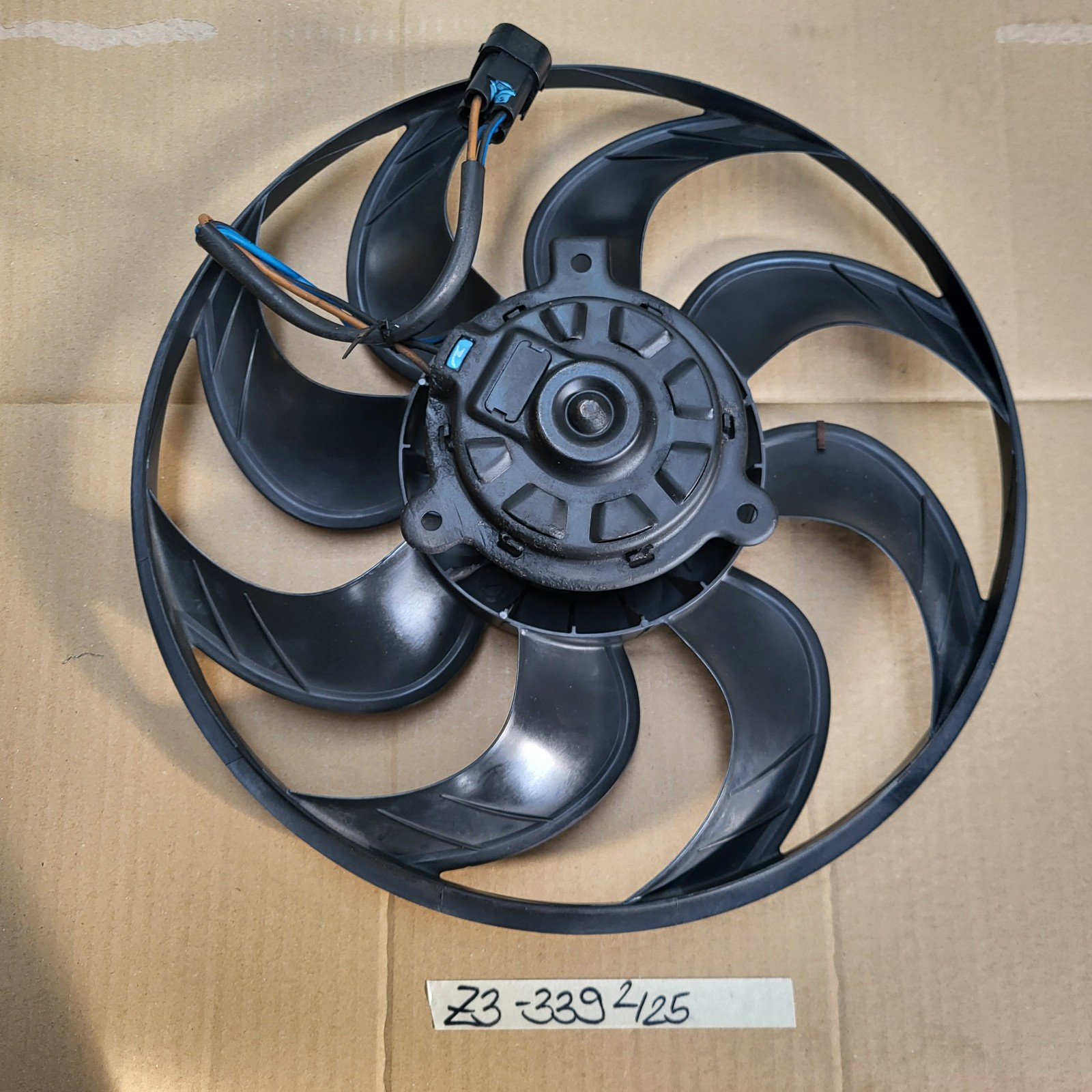 BMW E36 + Z3  Drucklüfter Klima Zusatz Lüfter Motor mit Flügelrad 6908339 – Bild 1