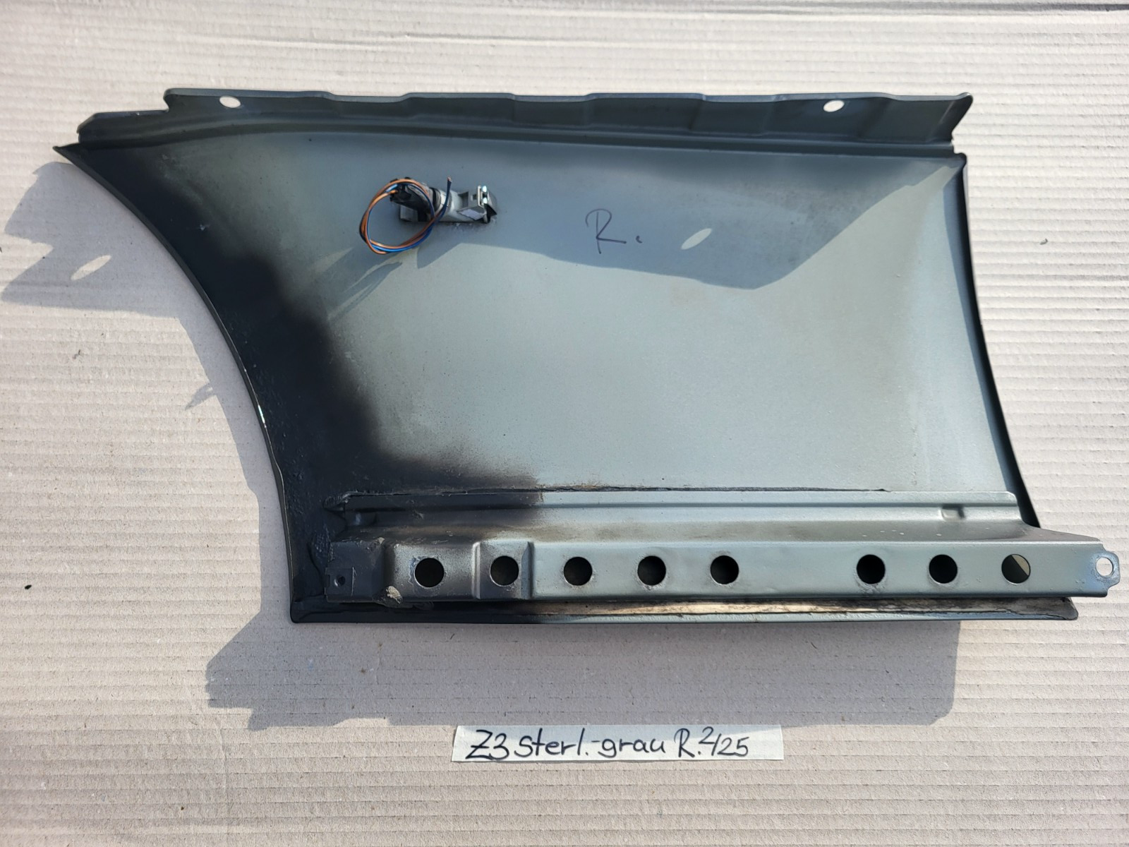 BMW Z3 Roadster Kotflügel Seitenwand  VORNE RECHTS sterling Grau Metallic – Bild 6