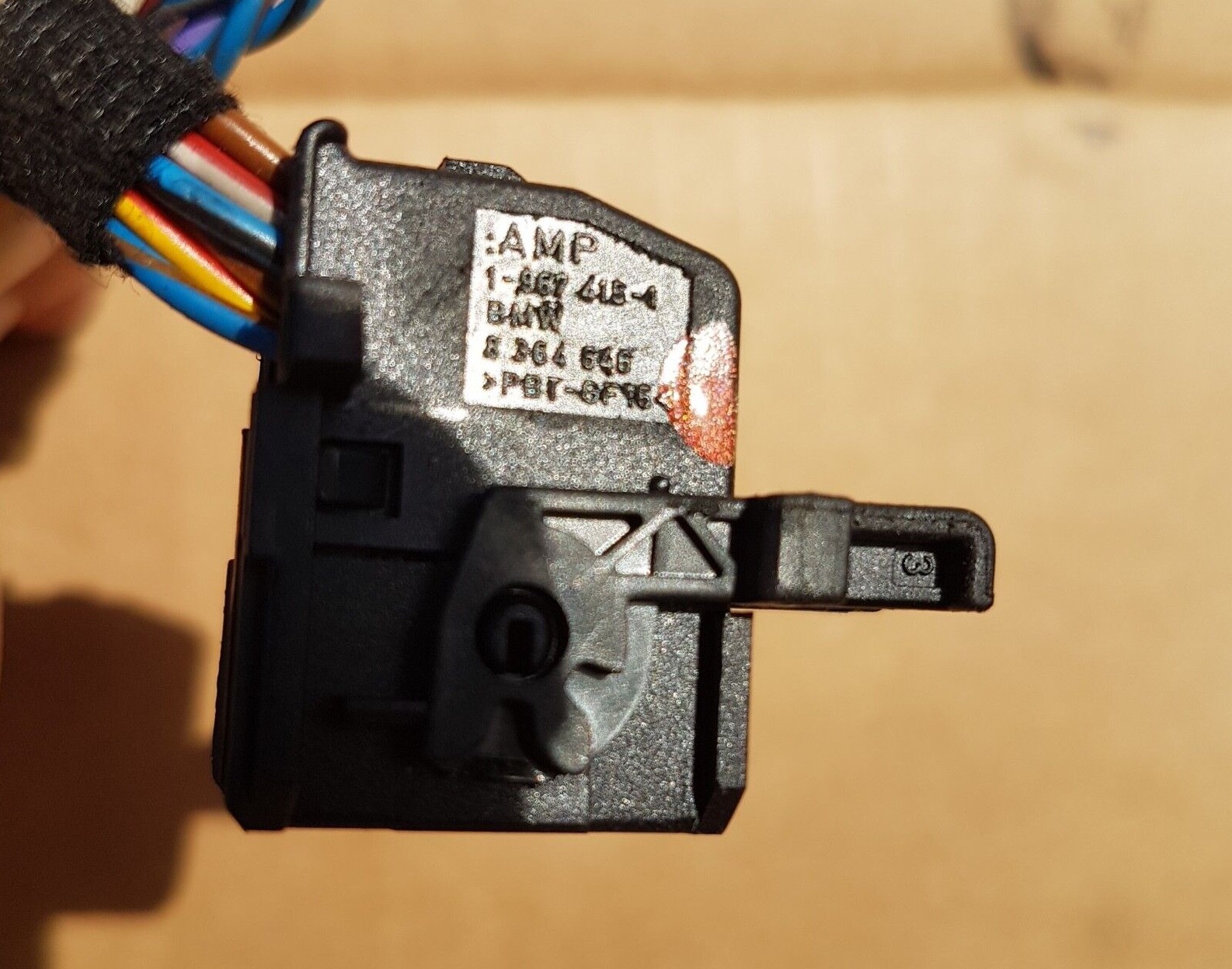 BMW Z3 Roadster Tiefton Lautsprecher Box Audio Stecker 8364646 – Bild 3