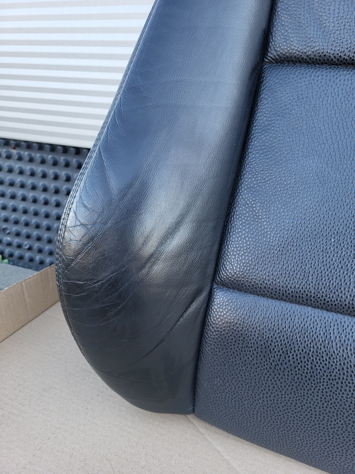 BMW Z3 Roadster Beifahrer Sitz Oberteil Lehne Leder schwarz Rückenlehne Point – Bild 3