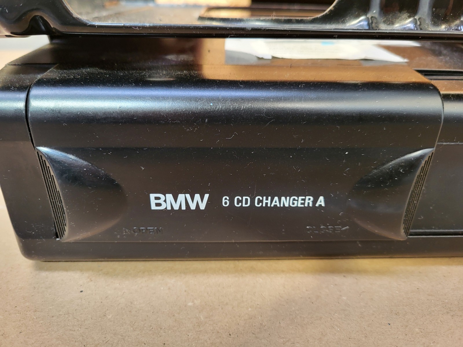 BMW Z3 Roadster Coupe CD Wechsler 8360284 + 6 Fach Magazin Changer DEFEKT – Bild 5