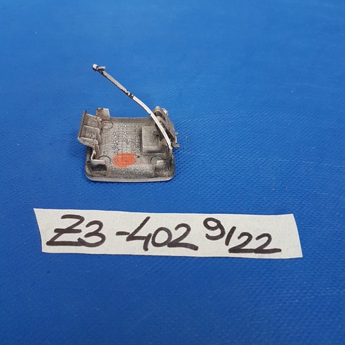 BMW Z3 Roadster Klappe für Stoßstange vorne Verkleidung Abschleppöse 8397402 – Bild 2