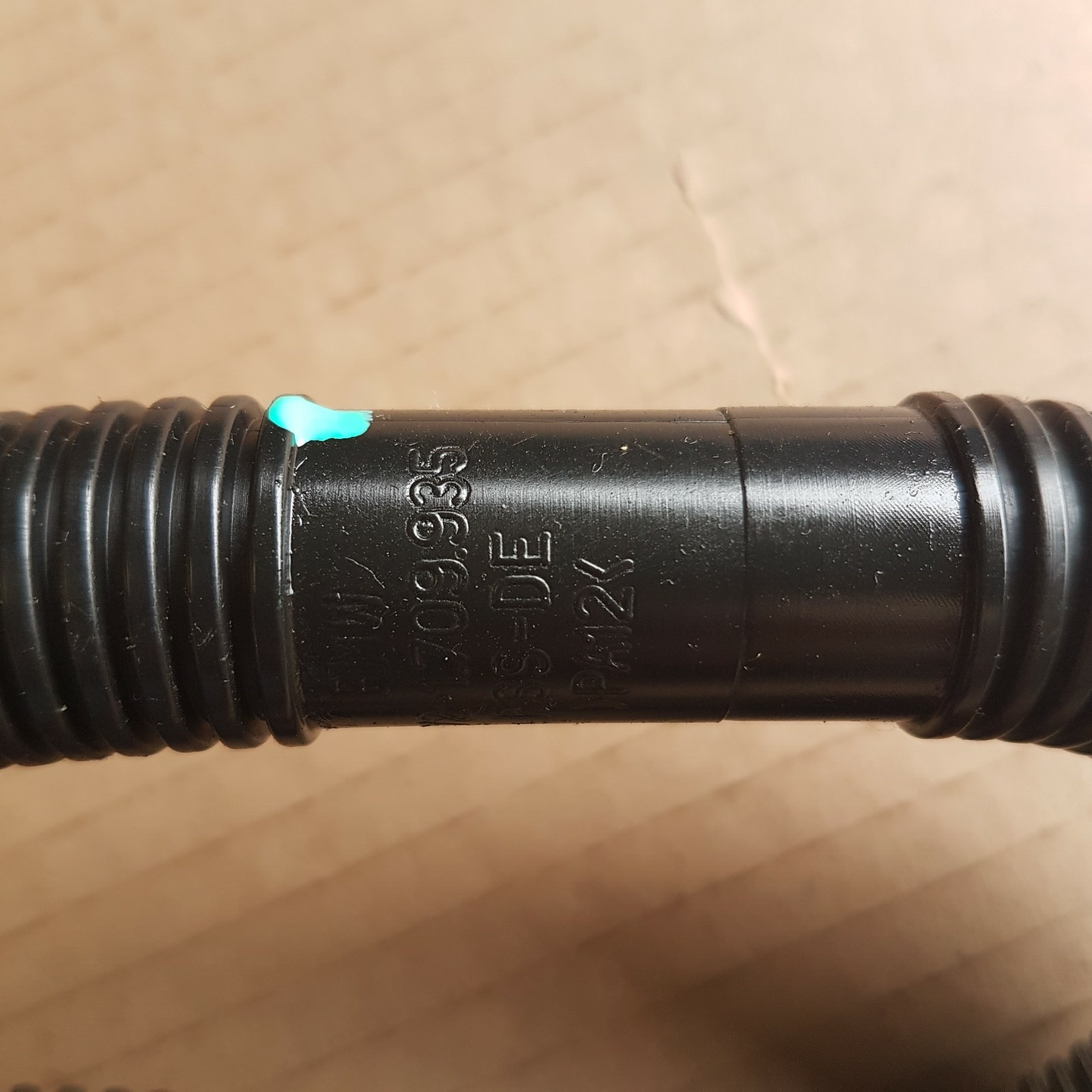 BMW E36 Compact + Z3 Roadster Druckschlauch Leitung für Luftpumpe 1709935 – Bild 2