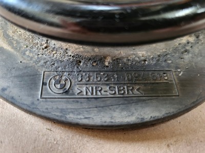 Federn BMW Z4 E85 Spiral Tonnen Fahrwerks Schrauben Feder HINTEN rechts + links – Bild 4