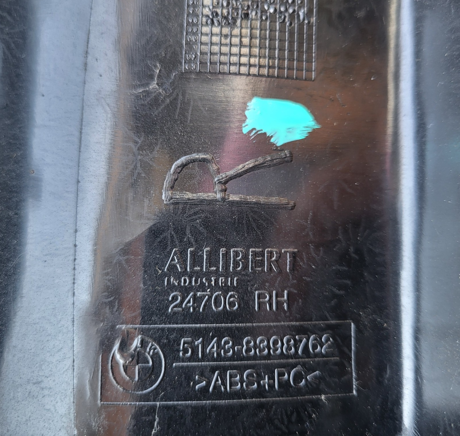 BMW Z3 Staufach Verkleidung OBEN Gurt Führung Rechts 8398762 + Links 8398761 – Bild 9