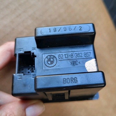 BMW E36 + Z3 Roadster Digital Uhr  Mittelkonsole BC Bordcomputer klein  8362857 – Bild 4