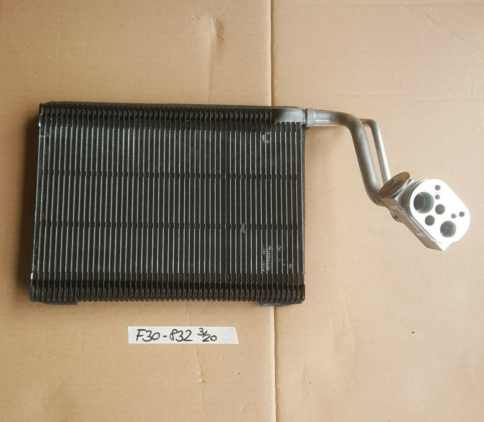 BMW F20 F21 F22 F23 F30 F31 F34 F35 Klima Verdampfer + Expansionsventil 9289832 – Bild 1