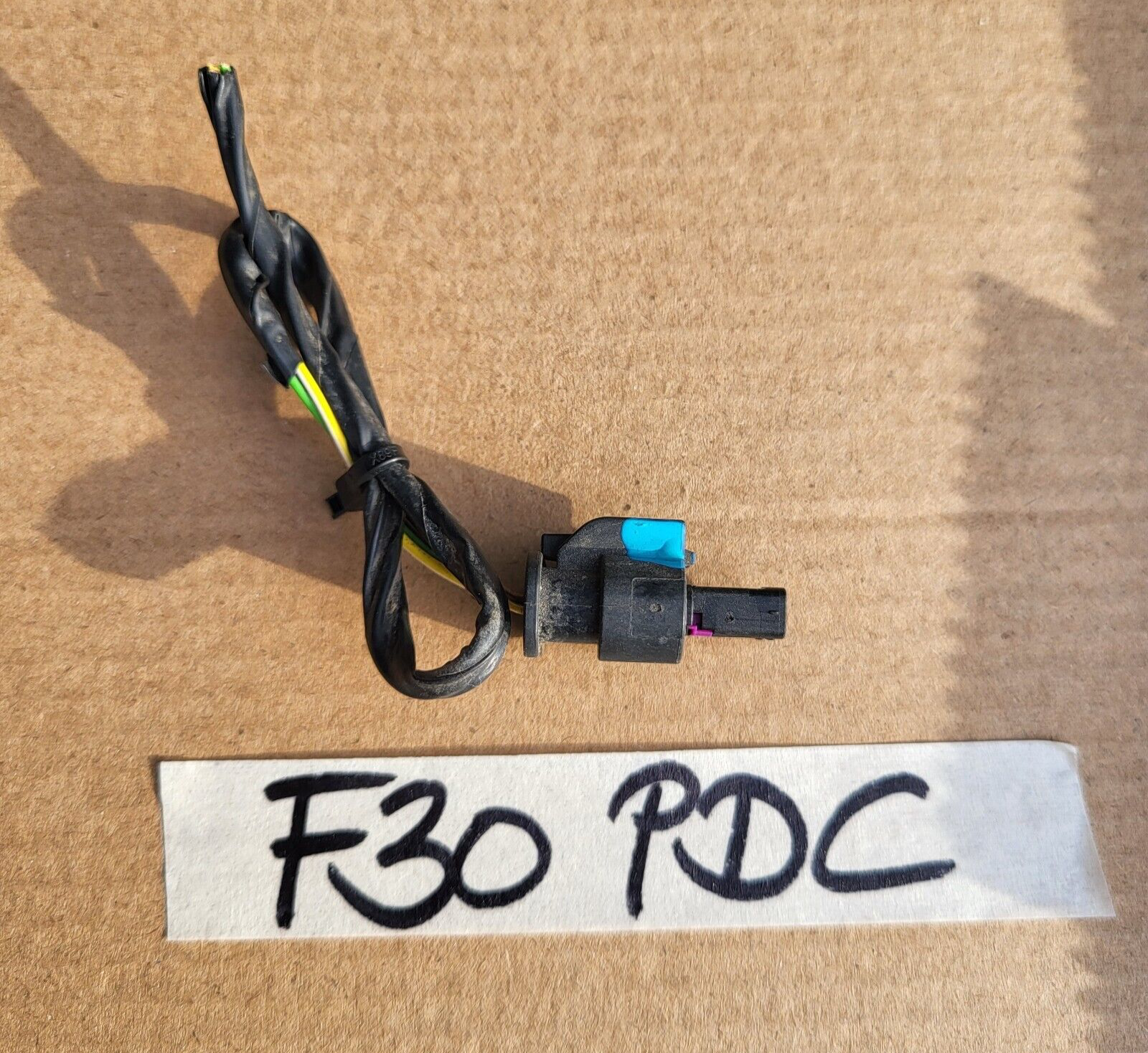 BMW F20 F21 F45 F30 F31  PDC Stecker für Ultraschallwandler Kabel abgeschnitten – Bild 1