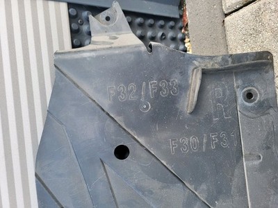 BMW F20 F21 F30 F31 F34 Unterbodenschutz Unterfahrschutz Rechts 7241834 ABHOLUNG – Bild 4