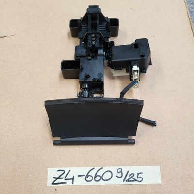 BMW Z4 E85 Verriegelung Mittelkonsole  HINTEN 6944827 Griff 7110660 – Bild 1