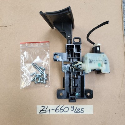 BMW Z4 E85 Verriegelung Mittelkonsole  HINTEN 6944827 Griff 7110660 – Bild 2