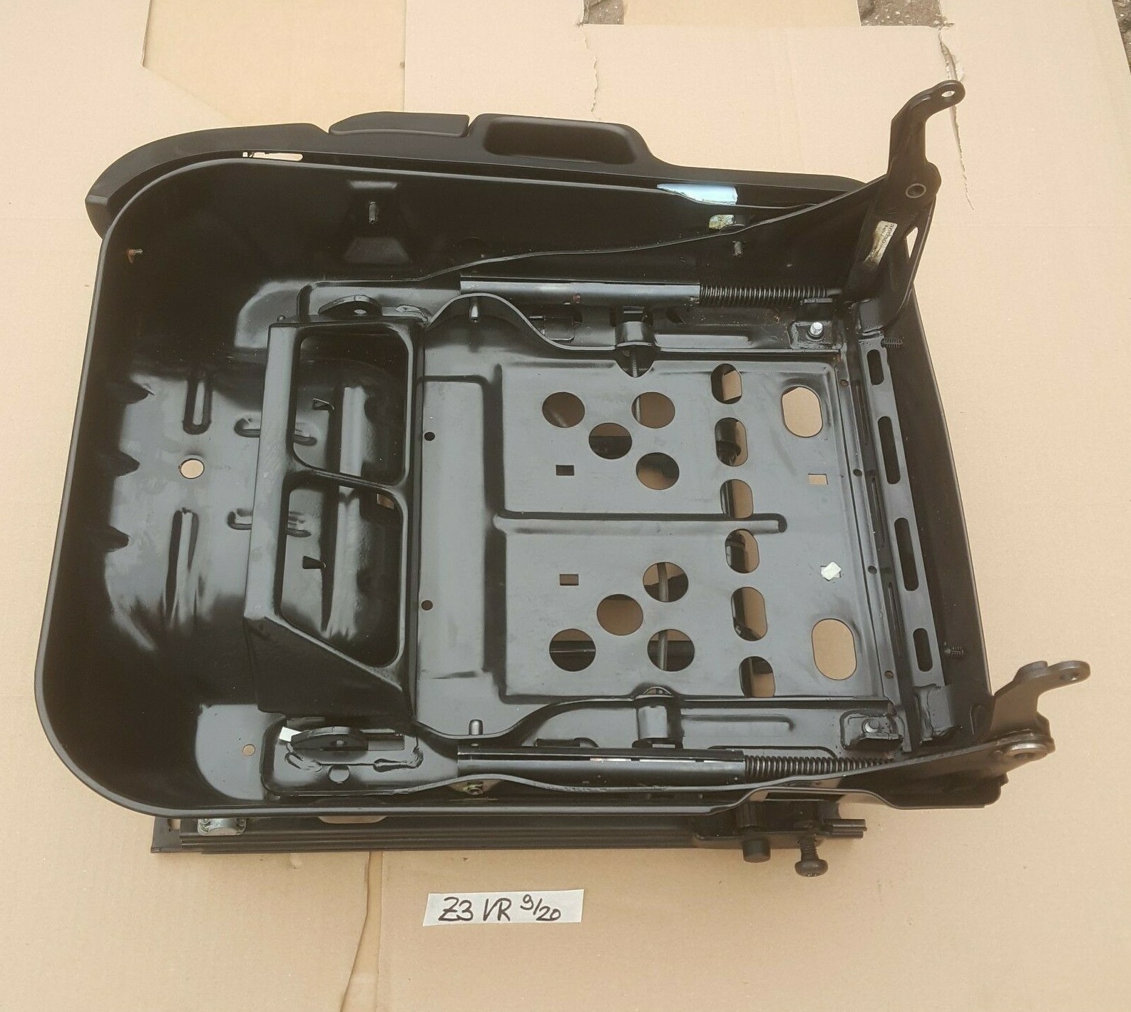 BMW Z3 Roadster Beifahrer Sitz Unterteil Gestell + Schiene Blende Hebel Spindel