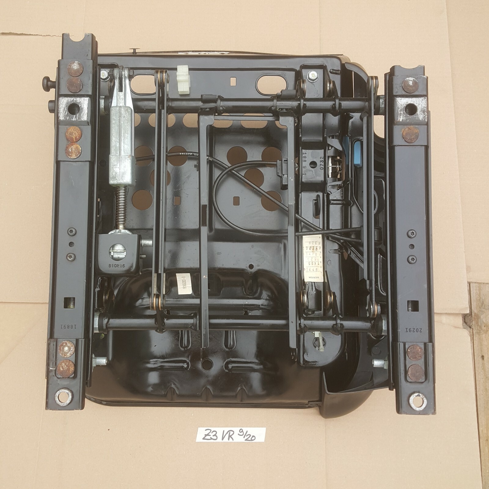 BMW Z3 Roadster Beifahrer Sitz Unterteil Gestell + Schiene Blende Hebel Spindel