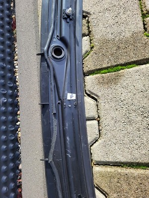 BMW E46 Cabrio Abdeckung Frontscheibe Wischer Verkleidung Windlauf 8208483