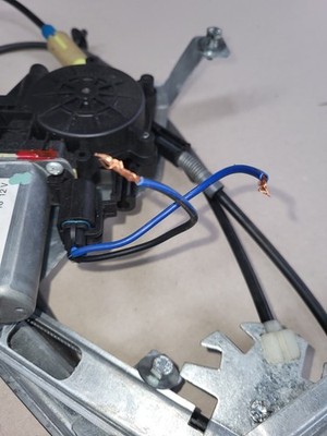 BMW E46 Cabrio Coupe Fensterheber Mechanismus Motor + Gestänge LINKS = Fahrer