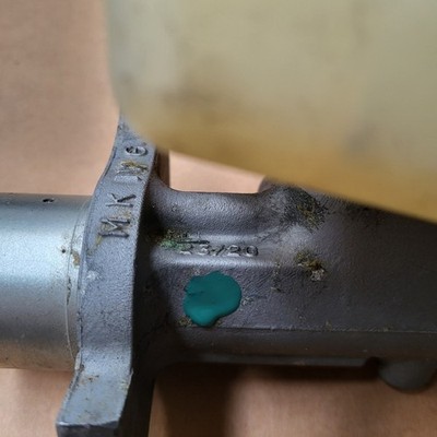 BMW E36 Behälter f. Bremsflüssigkeit Ausgleichsbehälter 1159183 Bremsktaftregler