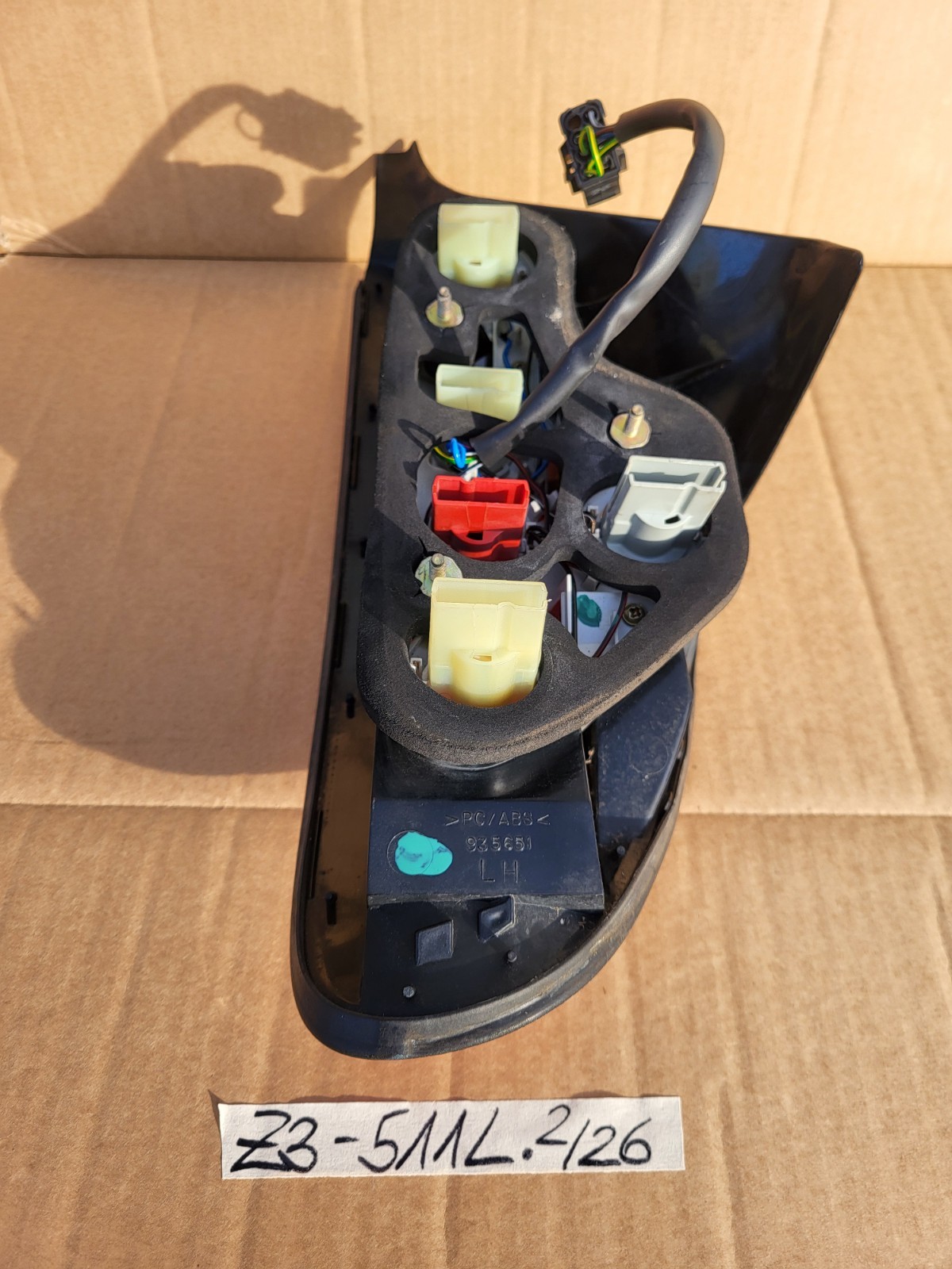 BMW Z3  Roadster Rückleuchte Rücklicht Bremslicht 8384511 LINKS rot weiss