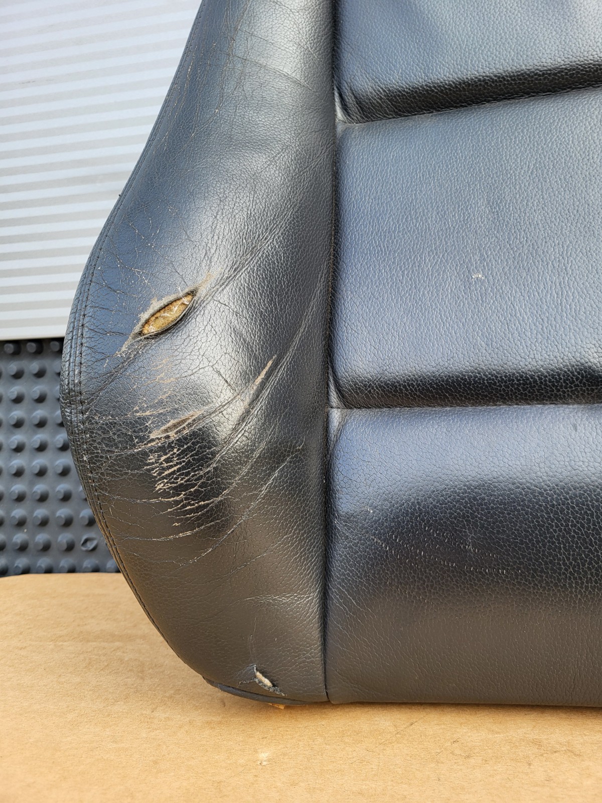 BMW Z3 Roadster Bei Fahrer Sitz Oberteil Lehne Leder Bezug schwarz RECHTS