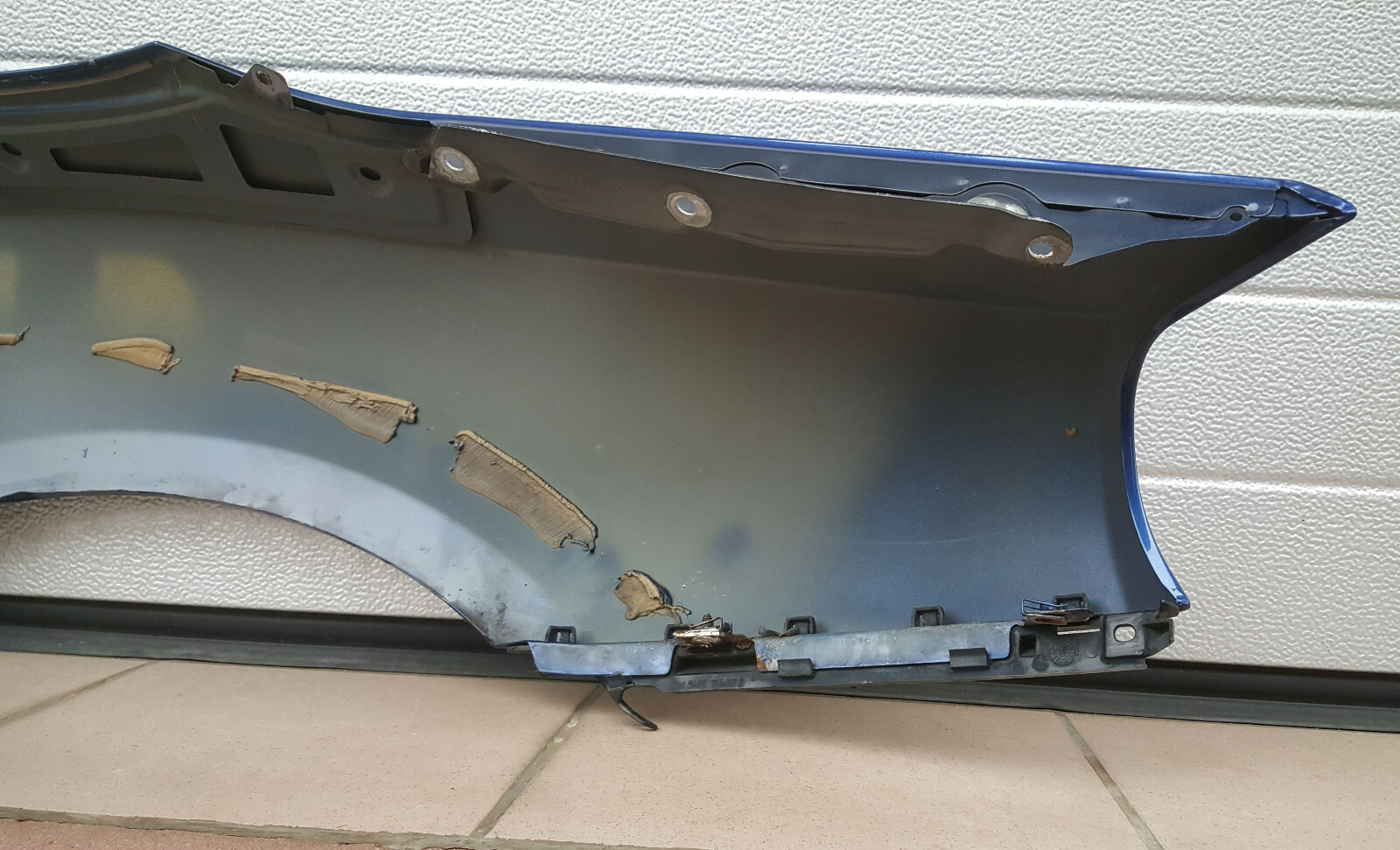 BMW Z4 Seitenwand Aussenhaut Kotflügel HINTEN RECHTS  Montego Blau A51