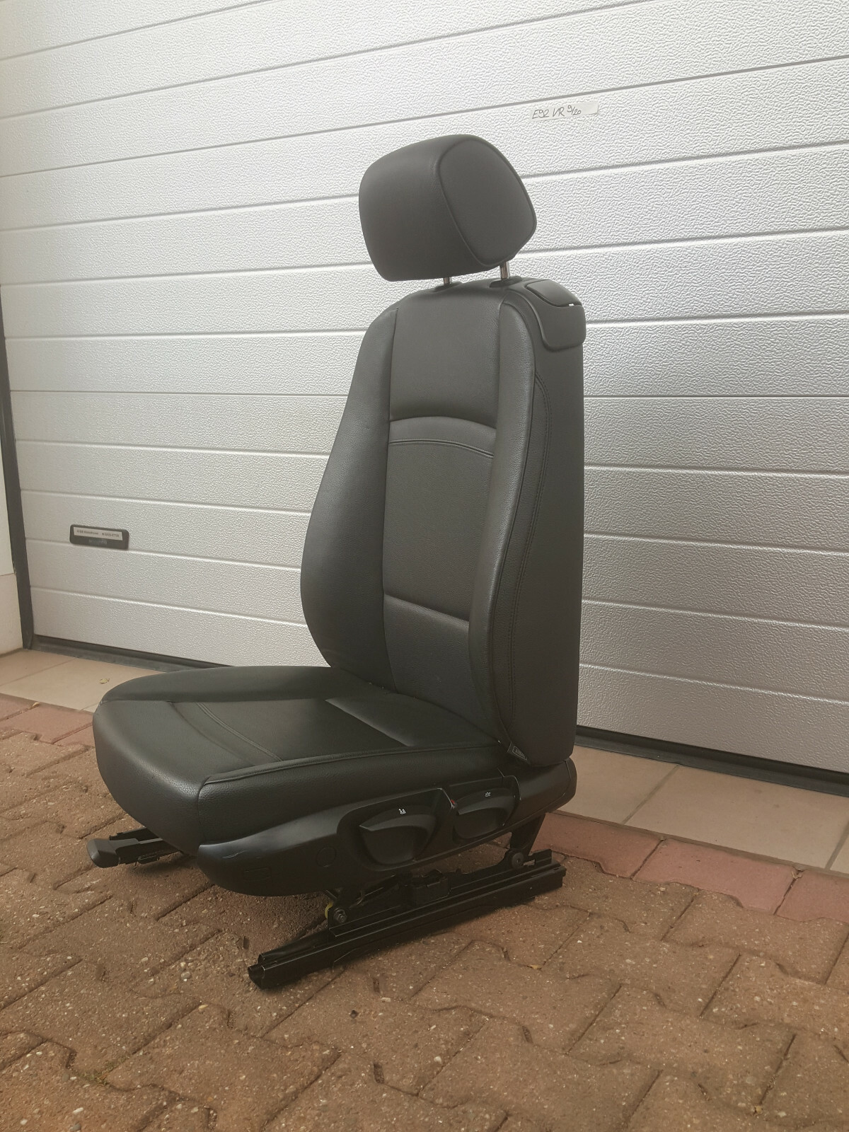 BMW E92 E93 Fahrer Sitz manuell Leder Dakota schwarz Gestell + Schiene + Airbag