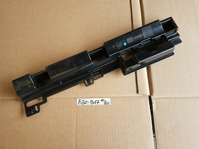 BMW F30 F31 F35 F80 Halteleiste Schweller Halter Leiste links 7256917
