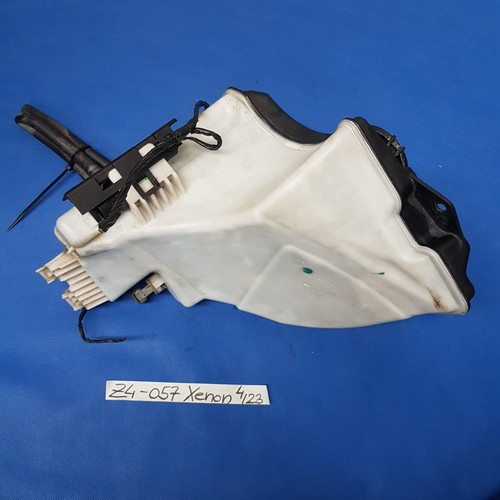 BMW Z4 E85 Wischwasser Vorratsbehälter 2 x Pumpe Scheinwerfer Reinigung 7008057