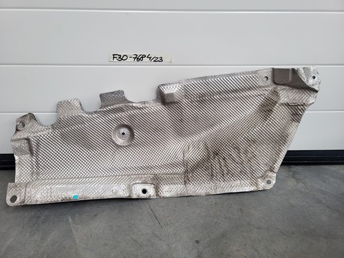 BMW F20 F21 F22 F23 F30 F31 F34 F35 F32 F33  Hitzeblech Wärmeisolierung 7241768