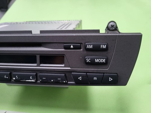BMW Z4 E85 E86 CD Radio BMW Business Audio Tuner CD Player  6935625 Grau