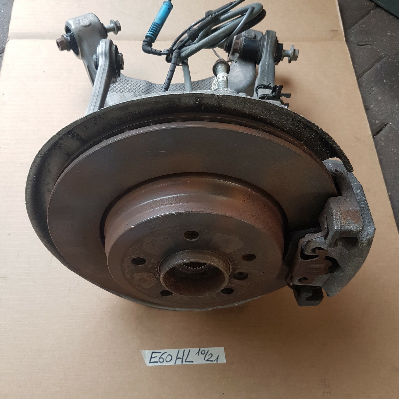 BMW E60 Achsschwinge Achsschenkel Radnabe Schwenklager Zugstrebe HINTEN LINKS