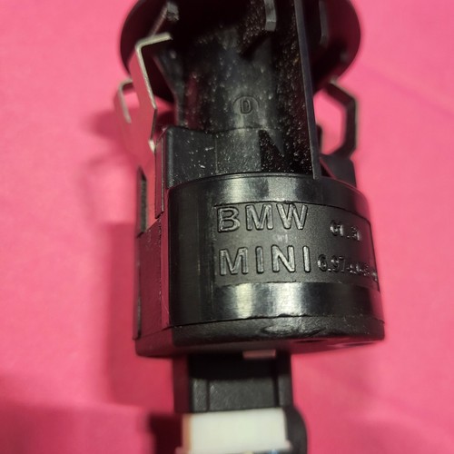 BMW E87 F20 E90 E92 F30 E60 Z4  Schalter Deaktivierung Beifahrer Airbag 6974643