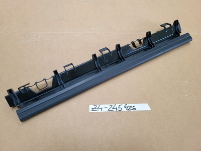 BMW Z4 E85 + E46 Gummi Obere Kühler Dichtung Kantenschutz 7514403 Halter 1436245
