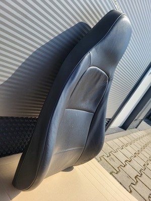 BMW Z3 Roadster Fahrer Sitz Oberteil  Leder schwarz Rücken Lehne + Gurt Halter