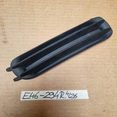 Gitter BMW E46 Limousine Tour. Scheinwerfer Abdeckung Stoßstange rechts 8195294