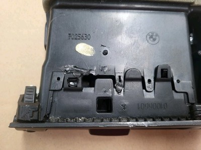 BMW Z4 Frischluftgrill Mitte schwarz  Lüftungsgitter Luft Einlass Düse 7025630