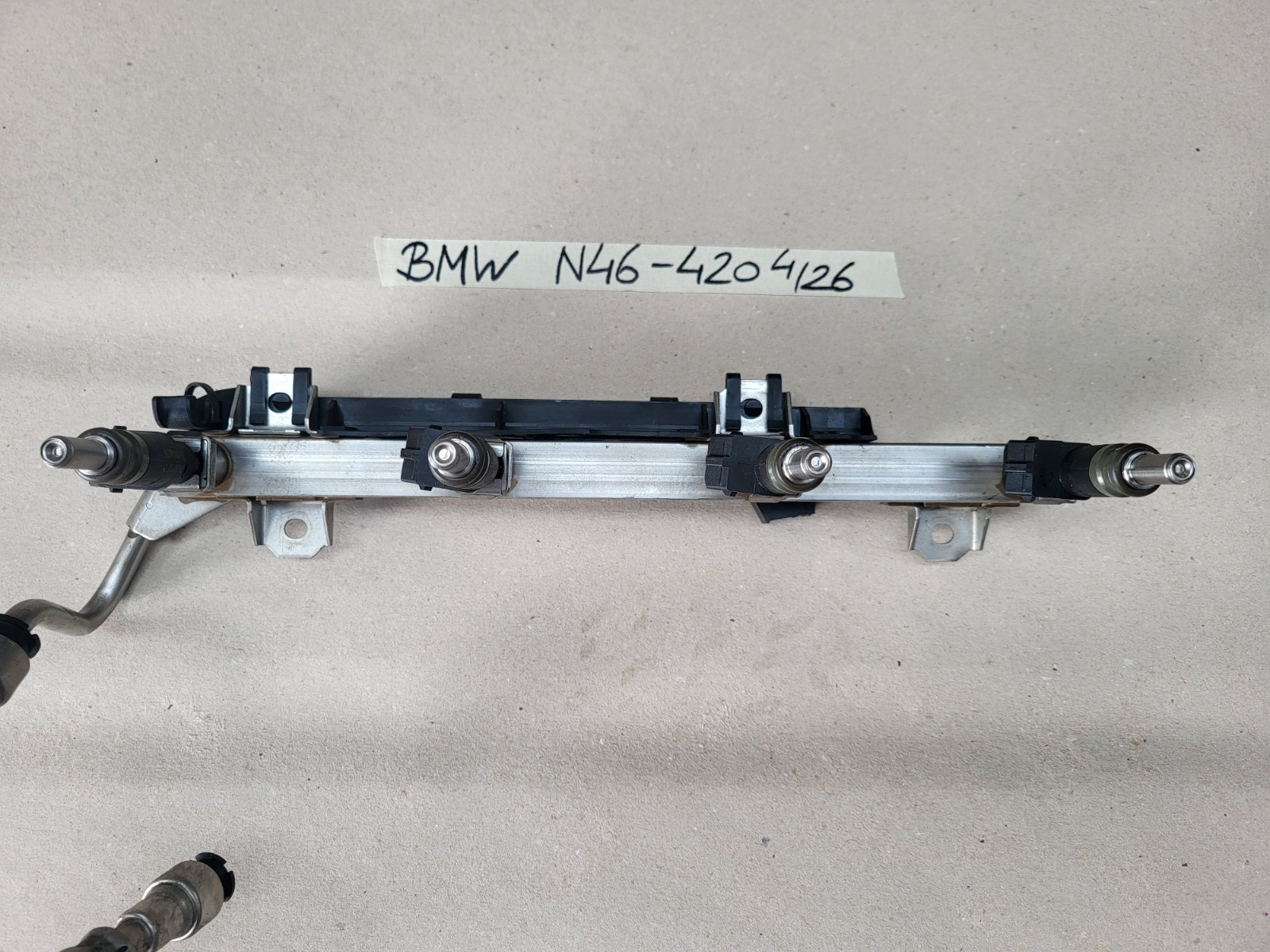 BMW Z4 E85 E90 E91 E87 X1 X3 Einspritz Leiste 7530420 Rohr + Ventile 150 PS N46 