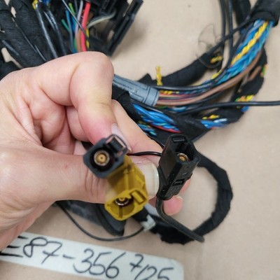 BMW E81 E82 E87 E88 Audio Radio  Kabel Adapter HiFi Kabelbaum
