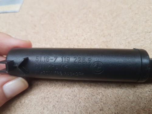 BMW 5er E60 E61 Handschuhfach Dämpfer 7119226